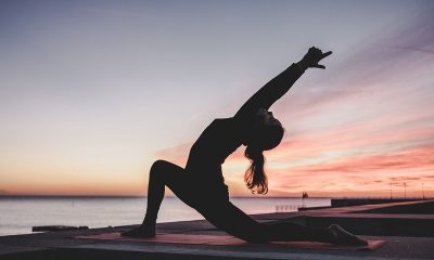 Yoga routine to start your day in a good mood